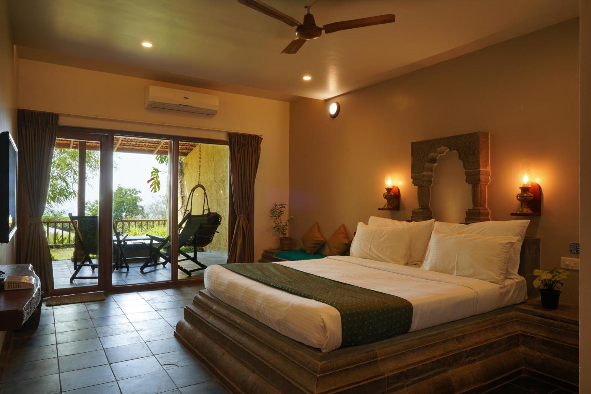Nisarg Resort Kolhapur Exterior foto