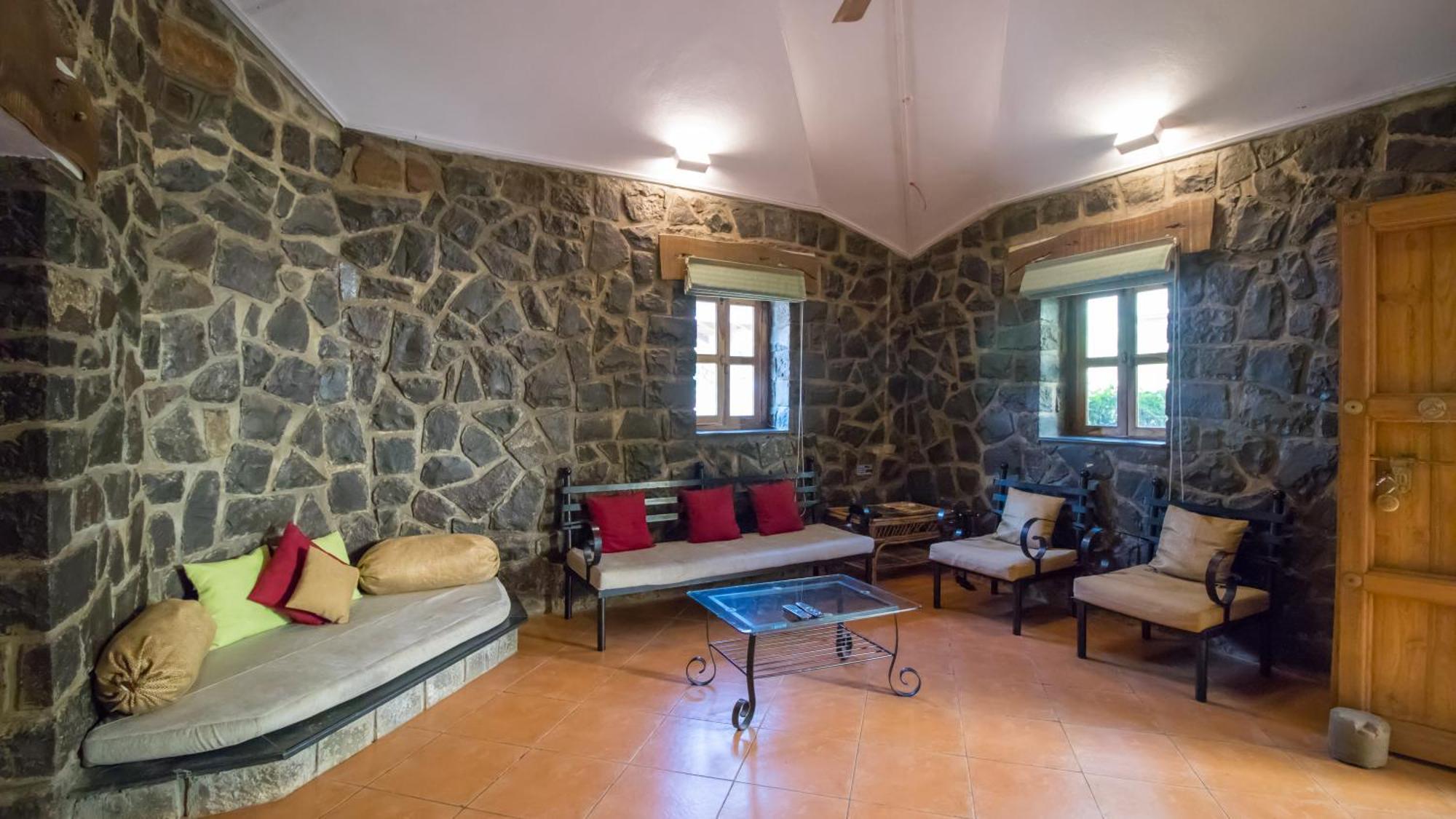 Nisarg Resort Kolhapur Exterior foto